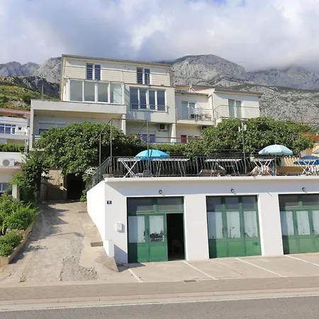 Apartments&rooms With Parking Space Tucepi, Makarska - 5263 Pensjonat Tučepi