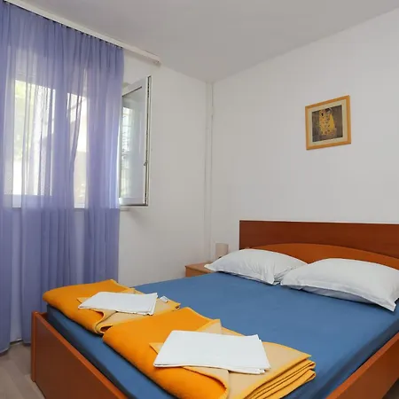 Apartments&rooms With Parking Space Tucepi, Makarska - 5263 Pensjonat Tučepi