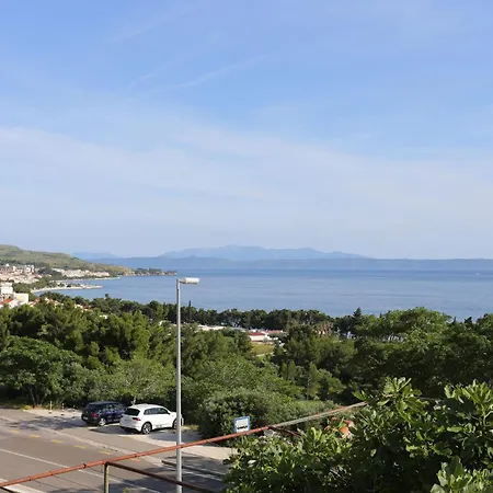 And With Parking Space Tucepi, Makarska - 5263 بيت ضيافة