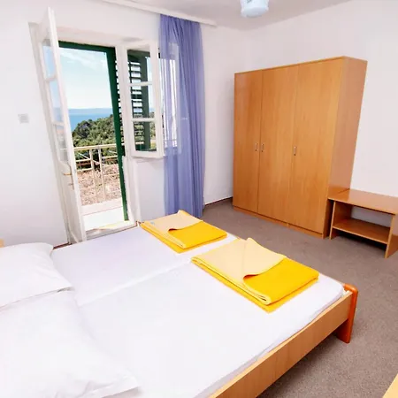 And With Parking Space Tucepi, Makarska - 5263 Maison d'hôtes 3*